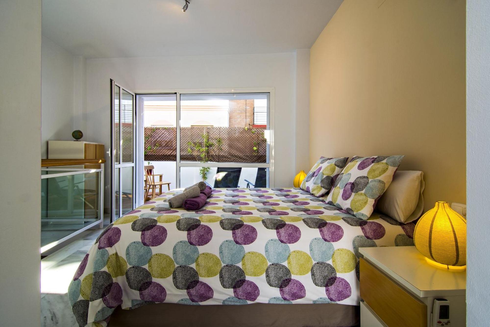 Descubrehome Sol Town Center Private Terrace Sevilla Kültér fotó